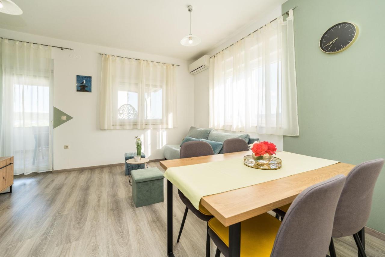 Apartments Matilda Sukošan Eksteriør bilde