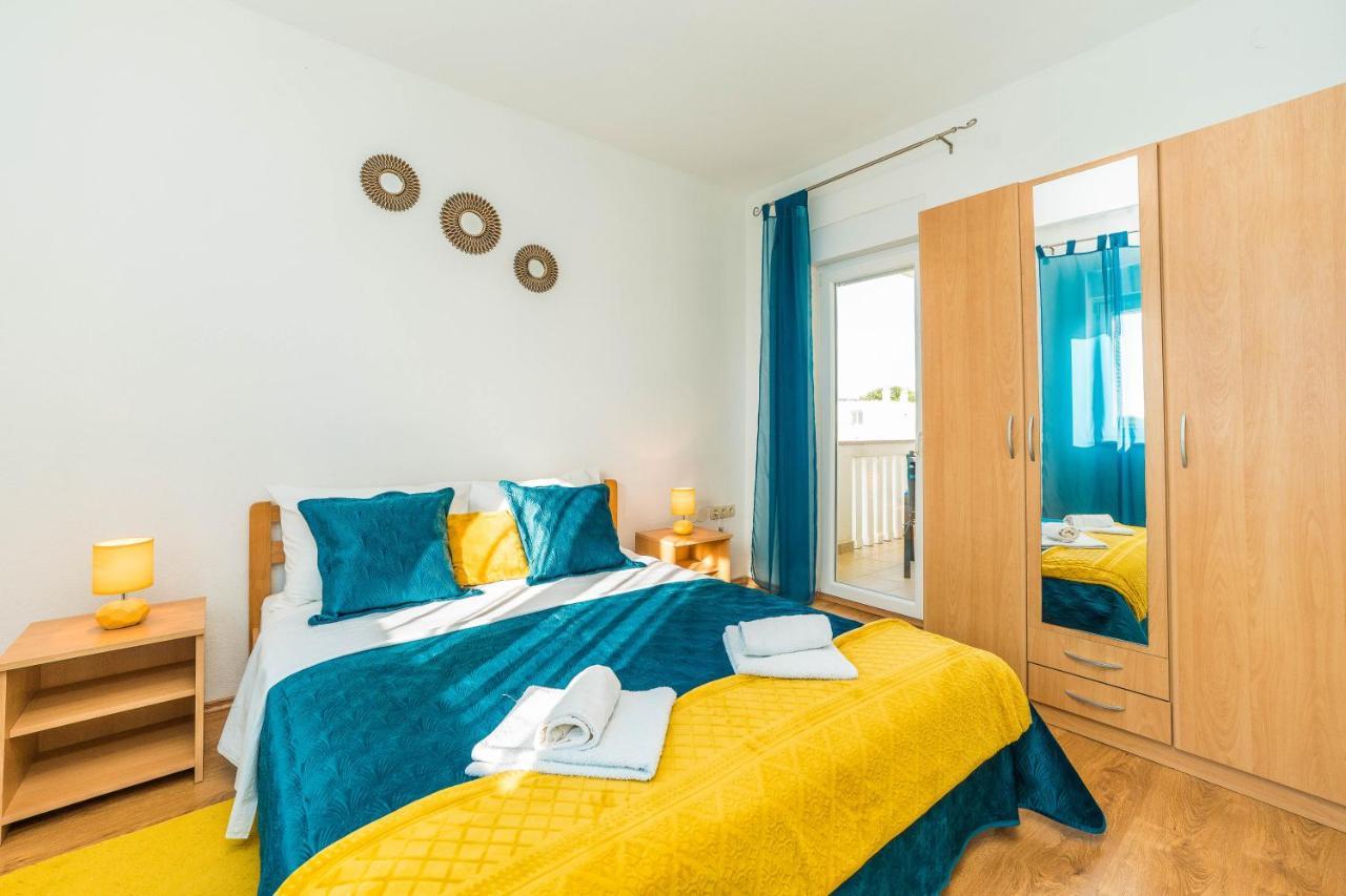 Apartments Matilda Sukošan Eksteriør bilde
