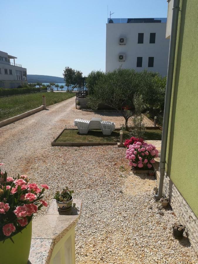 Apartments Matilda Sukošan Eksteriør bilde